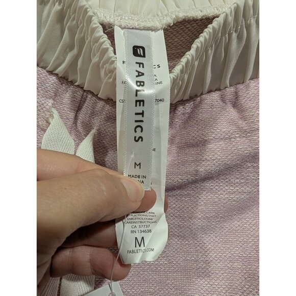 NWT Fabletics Women’s French Terry Arnae Capri Jogger Leggings Pink Size Medium - Picture 6 of 16
